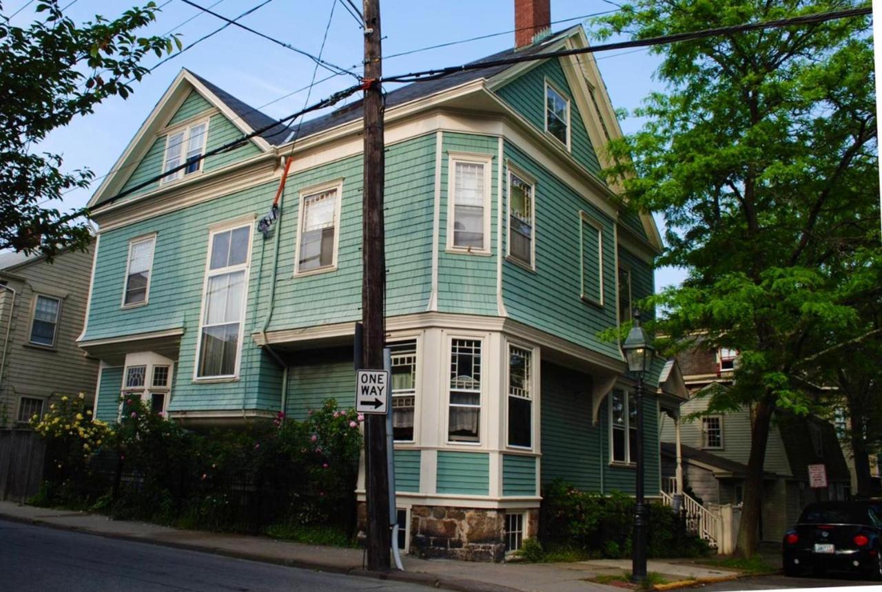 Austin House Inn Newport Exterior photo